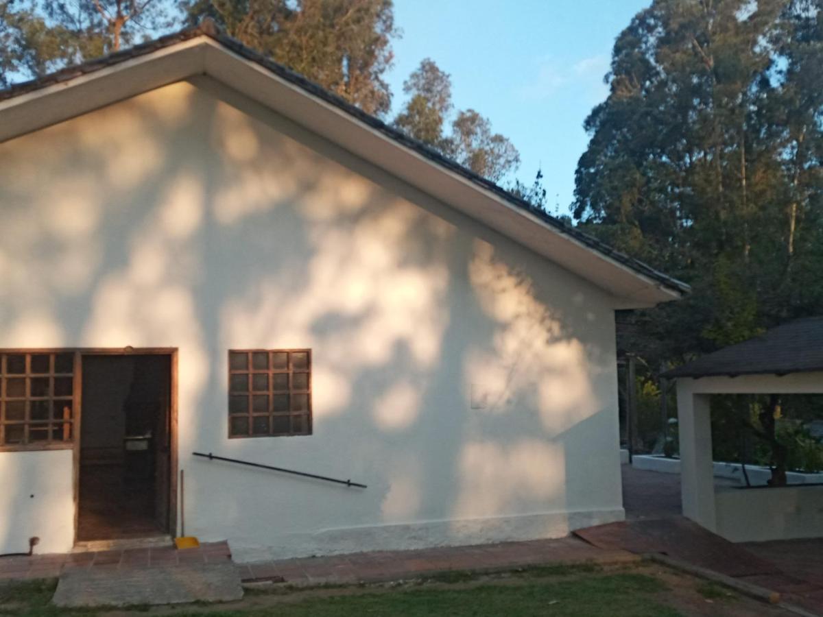 Quinta Los Eucaliptos Villa Quito Exterior photo