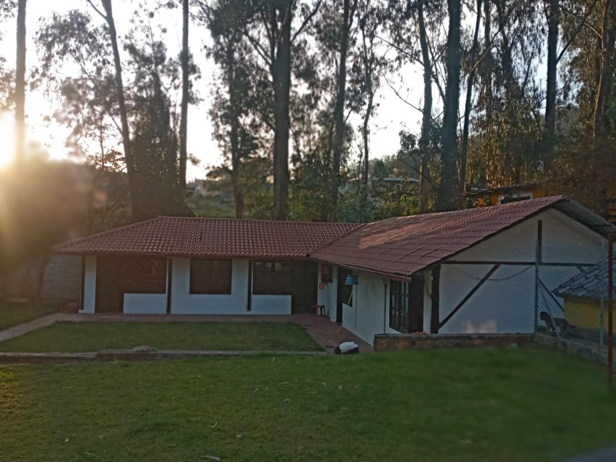 Quinta Los Eucaliptos Villa Quito Exterior photo