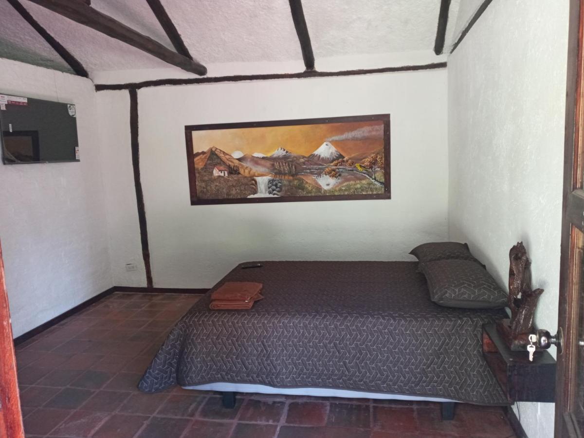 Quinta Los Eucaliptos Villa Quito Exterior photo