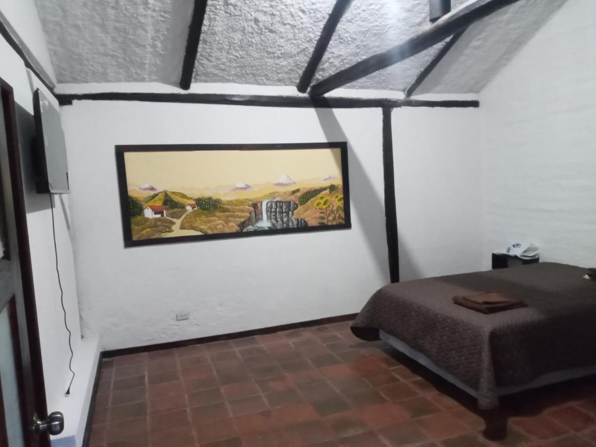Quinta Los Eucaliptos Villa Quito Exterior photo